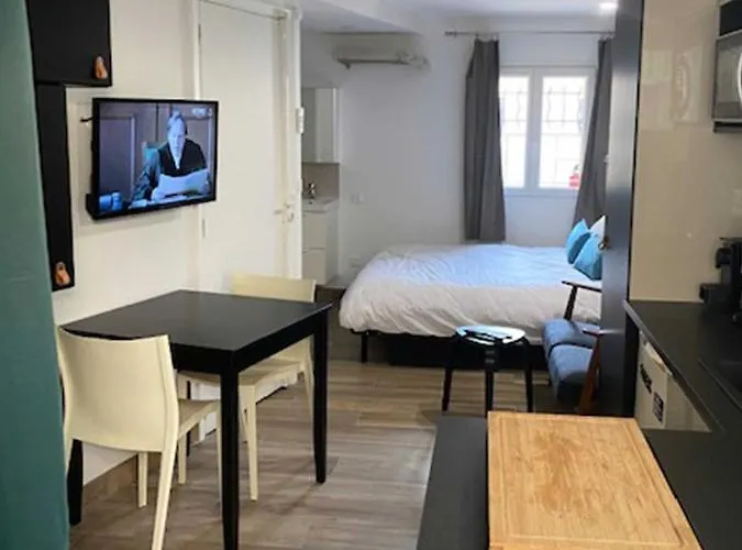 Le Rocher אנטיב